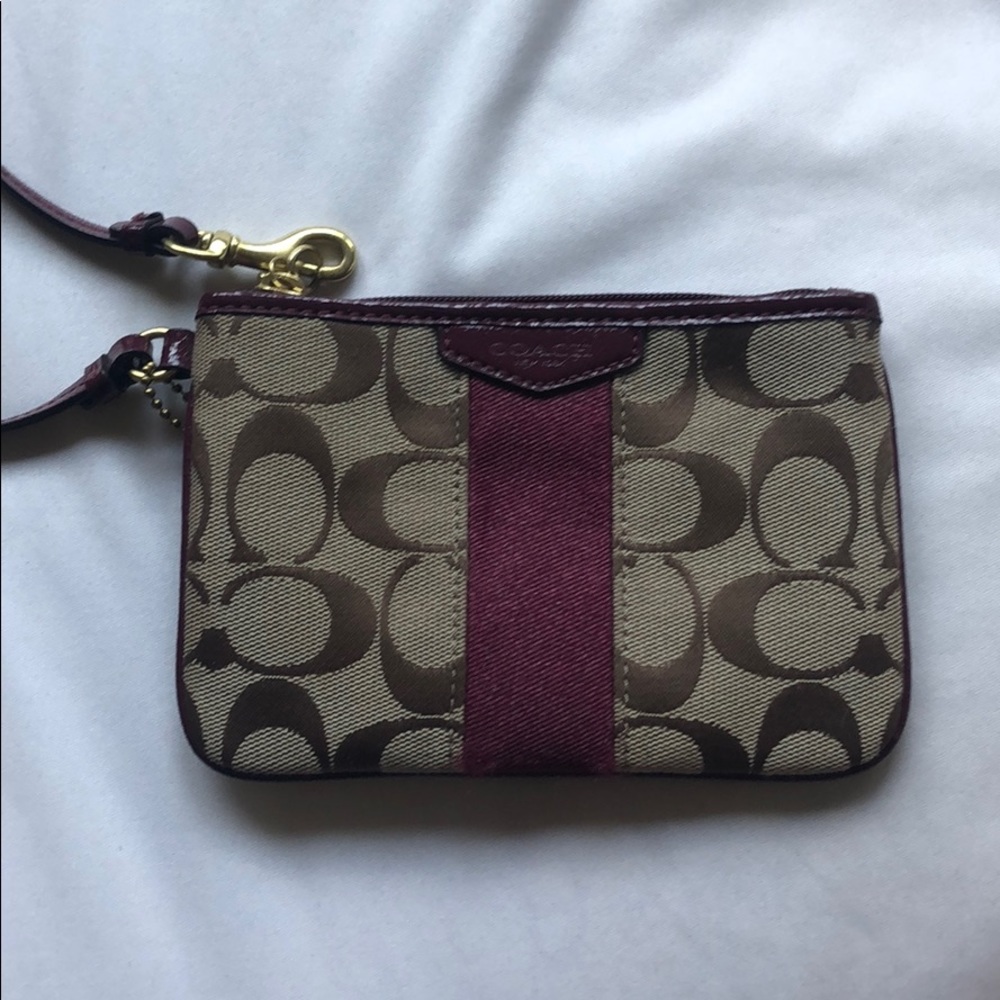 Small Coach wristlet